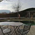 Apartamento Garden Paradise - Garden, Pond And Castle View *