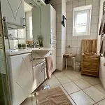 Apartamento Garden Paradise - Garden, Pond And Castle View