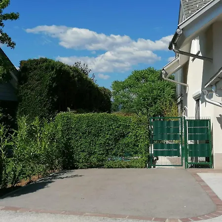 Garden Paradise - Garden, Pond And Castle View * Bled