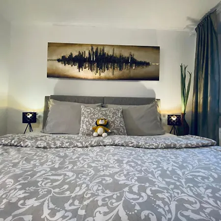 Garden Paradise - Garden, Pond And Castle View Apartament *