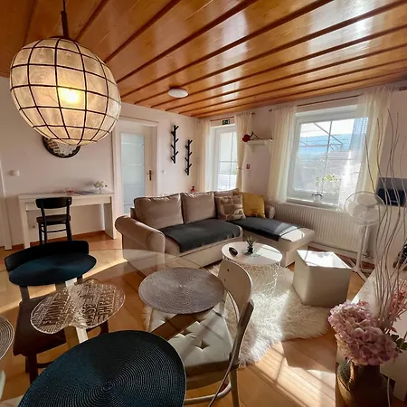 Garden Paradise - Garden, Pond And Castle View Bled