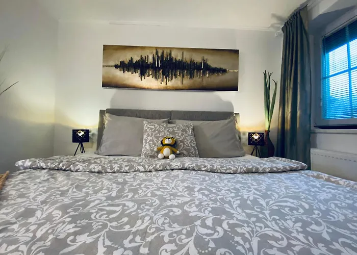 Garden Paradise - Garden, Pond And Castle View Apartamento *