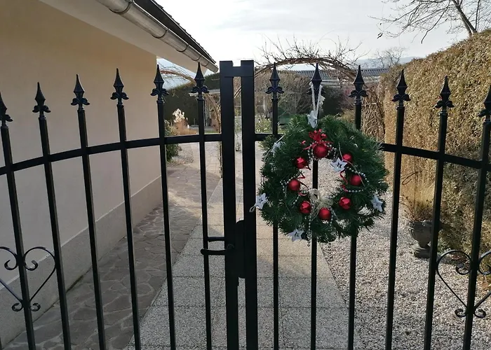 Apartamento Garden Paradise - Garden, Pond And Castle View