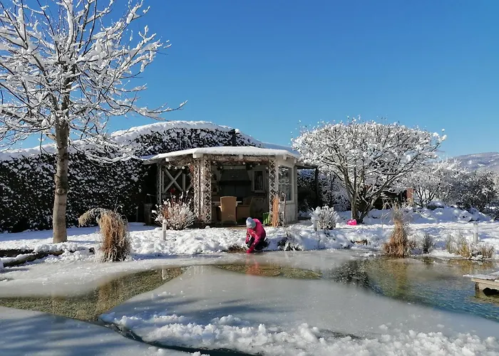 Garden Paradise - Garden, Pond And Castle View דירה בלד