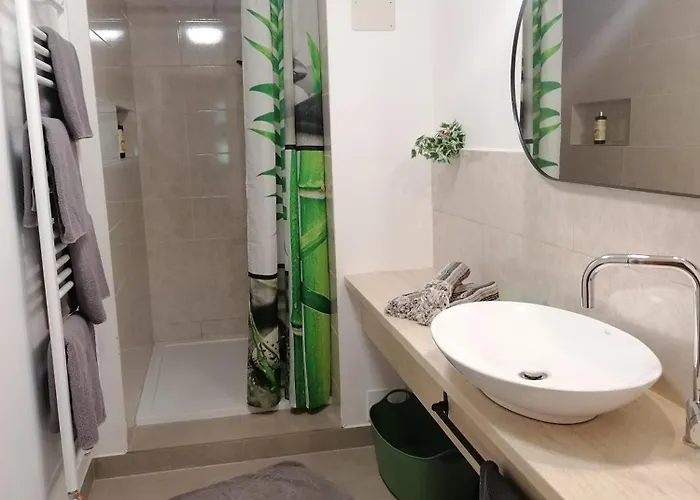 Apartamento Garden Paradise - Garden, Pond And Castle View Bled