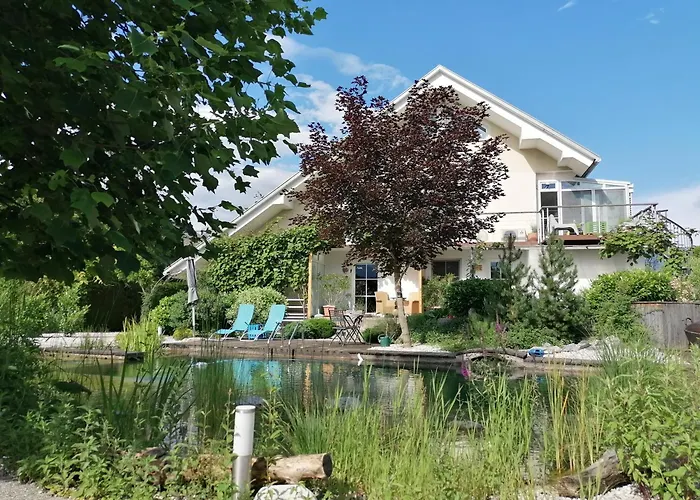 Garden Paradise - Garden, Pond And Castle View *