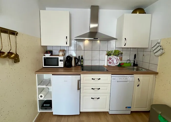 Garden Paradise - Garden, Pond And Castle View アパート *