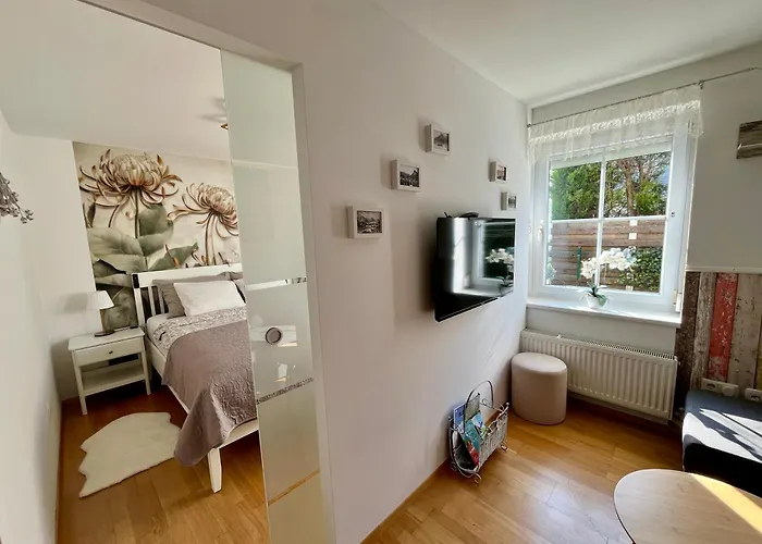 Apartamento Garden Paradise - Garden, Pond And Castle View *