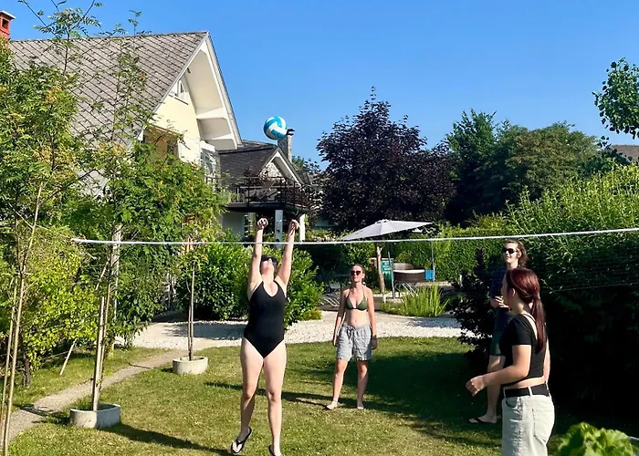 דירה Garden Paradise - Garden, Pond And Castle View בלד