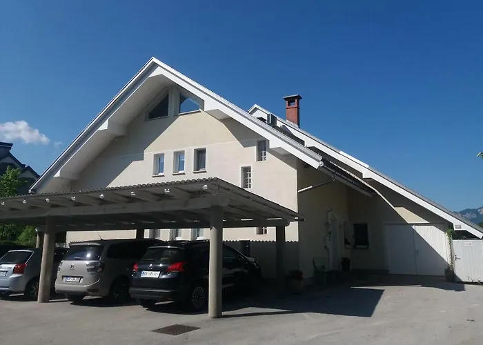 Garden Paradise - Garden, Pond And Castle View Apartamento